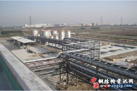 中國十七冶：紫荊花涂料（上海）涂料工程投產